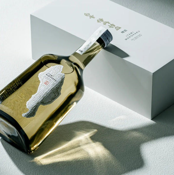 SHIRAYUKI DOUBLE WHITE CEDAR WOOD 720ml